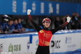 国羽正在积
